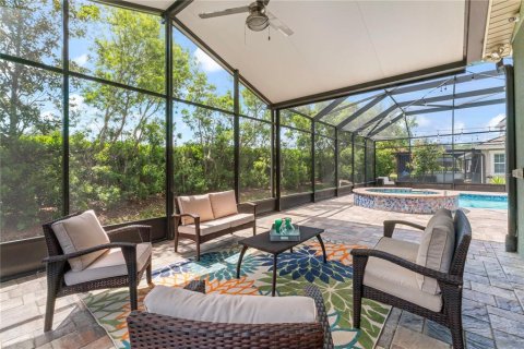 House in Tampa, Florida 7 bedrooms, 463.68 sq.m. № 1609299 - photo 6