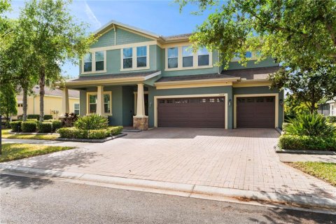 House in Tampa, Florida 7 bedrooms, 463.68 sq.m. № 1609299 - photo 1