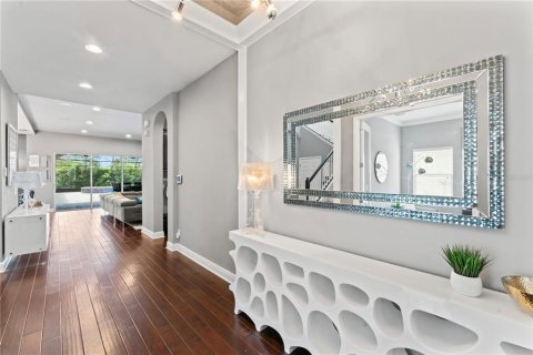 House in Tampa, Florida 7 bedrooms, 463.68 sq.m. № 1609299 - photo 7