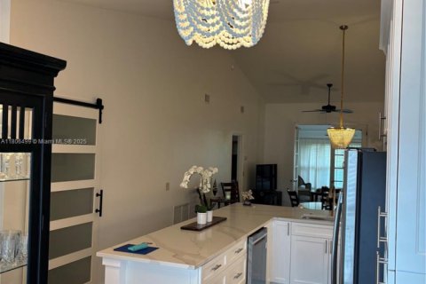 House in Boynton Beach, Florida 2 bedrooms, 116.31 sq.m. № 1762738 - photo 3