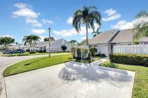 House in Boynton Beach, Florida 2 bedrooms, 116.31 sq.m. № 1762738 - photo 26