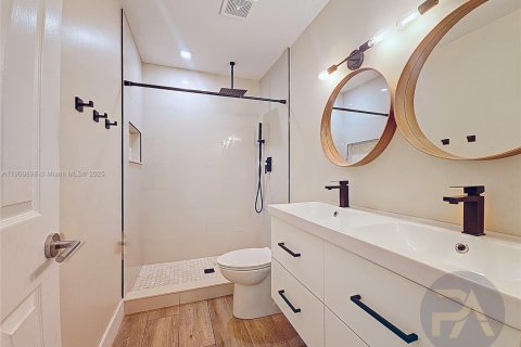 Villa ou maison à louer à Davie, Floride: 4 chambres, 208.19 m2 № 1967026 - photo 23