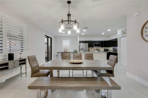 Villa ou maison à vendre à Homestead, Floride: 5 chambres, 240.15 m2 № 1971468 - photo 8