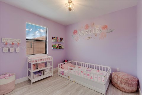 Купить виллу или дом в Хомстед, Флорида 5 спален, 240.15м2, № 1971468 - фото 21