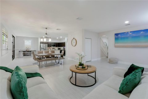 Villa ou maison à vendre à Homestead, Floride: 5 chambres, 240.15 m2 № 1971468 - photo 10