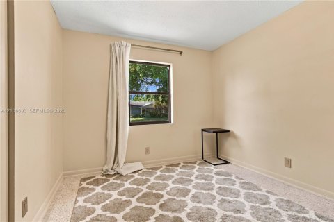 Casa en venta en West Palm Beach, Florida, 3 dormitorios, 113.34 m2 № 2421584 - foto 11