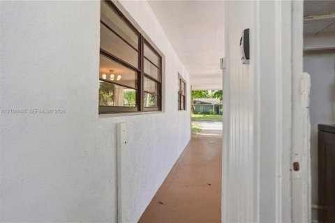 Casa en venta en West Palm Beach, Florida, 3 dormitorios, 113.34 m2 № 2421584 - foto 8