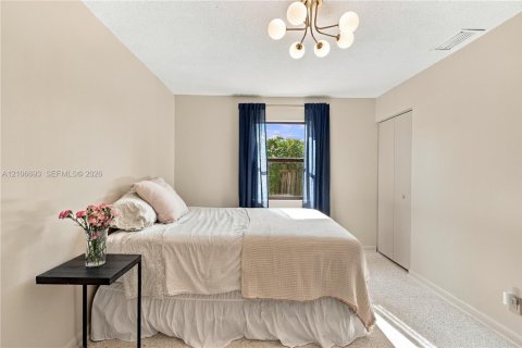 Casa en venta en West Palm Beach, Florida, 3 dormitorios, 113.34 m2 № 2421584 - foto 13