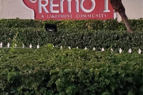 House in Homestead, Florida 2 bedrooms, 88.35 sq.m. № 1926489 - photo 24