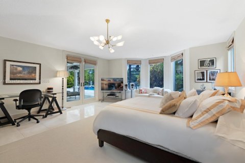 Casa en venta en Coral Gables, Florida, 6 dormitorios, 601.54 m2 № 1943574 - foto 22