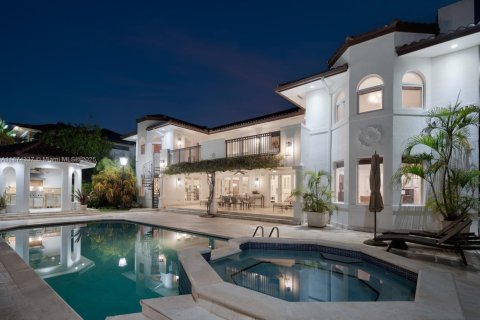 Casa en venta en Coral Gables, Florida, 6 dormitorios, 601.54 m2 № 1943574 - foto 4