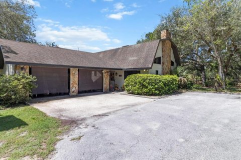 Villa ou maison à vendre à Beverly Hills, Floride: 3 chambres, 196.21 m2 № 1846937 - photo 4
