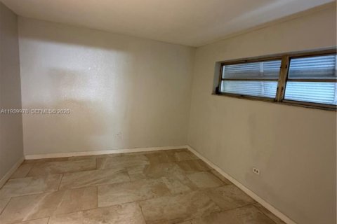 Copropriété à louer à Lake Worth, Floride: 1 chambre, 62.99 m2 № 1997129 - photo 6