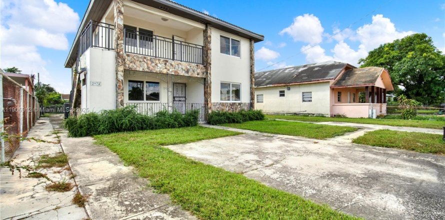 Immobilier commercial à Miami, Floride 314.01 m2 № 1957270