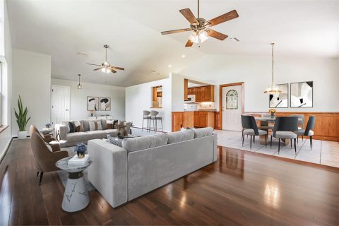 Villa ou maison à vendre à Zephyrhills, Floride: 3 chambres, 162.49 m2 № 1302401 - photo 3