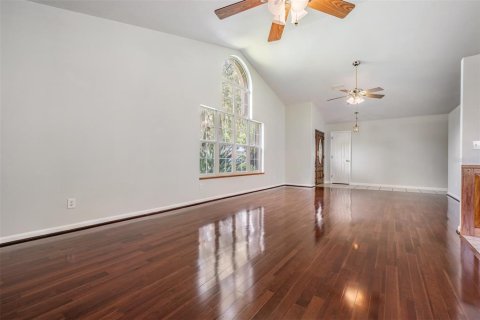 Villa ou maison à vendre à Zephyrhills, Floride: 3 chambres, 162.49 m2 № 1302401 - photo 9