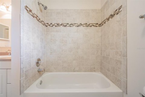 Villa ou maison à vendre à Zephyrhills, Floride: 3 chambres, 162.49 m2 № 1302401 - photo 24