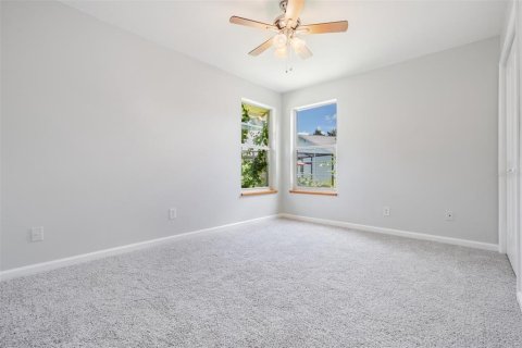 Villa ou maison à vendre à Zephyrhills, Floride: 3 chambres, 162.49 m2 № 1302401 - photo 25