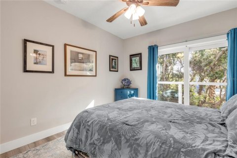 House in New Smyrna Beach, Florida 3 bedrooms, 111.48 sq.m. № 2393657 - photo 7