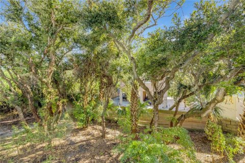 House in New Smyrna Beach, Florida 3 bedrooms, 111.48 sq.m. № 2393657 - photo 23