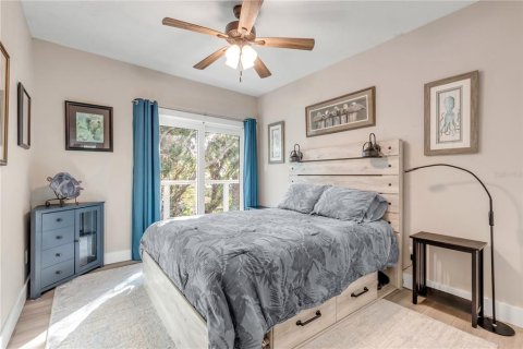House in New Smyrna Beach, Florida 3 bedrooms, 111.48 sq.m. № 2393657 - photo 10