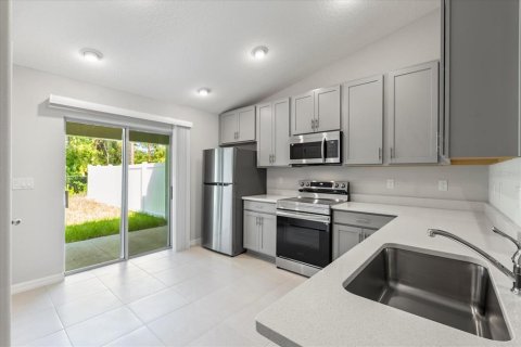 Commercial property in Palm Coast, Florida 6 bedrooms, 191.38 sq.m. № 1620431 - photo 17