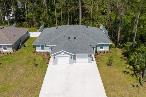 Commercial property in Palm Coast, Florida 6 bedrooms, 191.38 sq.m. № 1620431 - photo 4