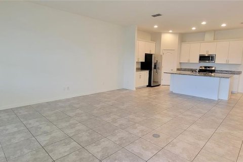 Casa en alquiler en Davenport, Florida, 4 dormitorios, 211.07 m2 № 2221698 - foto 12