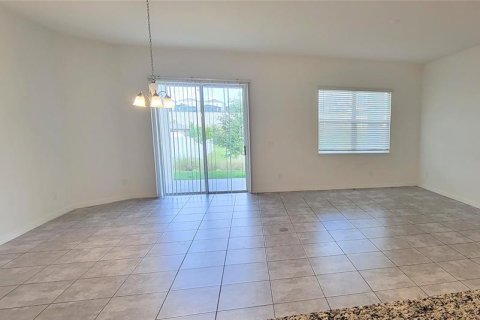 Casa en alquiler en Davenport, Florida, 4 dormitorios, 211.07 m2 № 2221698 - foto 9