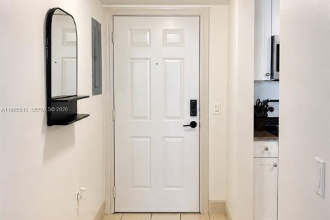 Copropriété à louer à Miami, Floride: 1 chambre, 68.38 m2 № 2337908 - photo 2