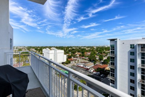Copropriété à louer à Miami, Floride: 1 chambre, 68.38 m2 № 2337908 - photo 22