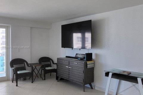 Condominio en alquiler en Fort Lauderdale, Florida, 2 dormitorios, 151.62 m2 № 2010363 - foto 6