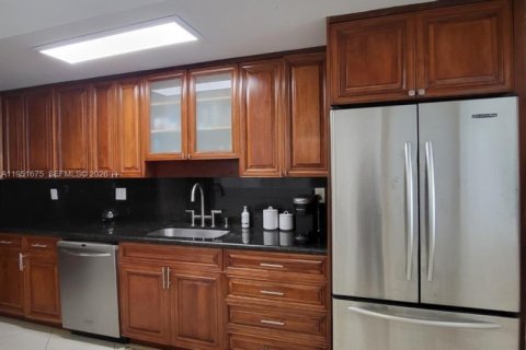 Condominio en alquiler en Fort Lauderdale, Florida, 2 dormitorios, 151.62 m2 № 2010363 - foto 8