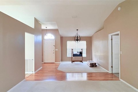 Villa ou maison à louer à Spring Hill, Floride: 3 chambres, 142.42 m2 № 2420352 - photo 4