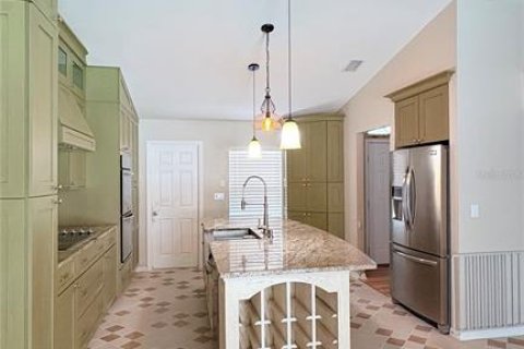 Villa ou maison à louer à Spring Hill, Floride: 3 chambres, 142.42 m2 № 2420352 - photo 9