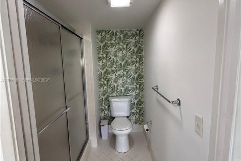 Condominio en alquiler en Pembroke Pines, Florida, 2 dormitorios, 100.52 m2 № 2011761 - foto 15