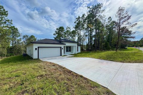 Villa ou maison à vendre à Citrus Springs, Floride: 3 chambres, 142.05 m2 № 1901946 - photo 3