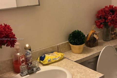 Copropriété à vendre à Coral Springs, Floride: 1 chambre, 64.1 m2 № 1997050 - photo 11