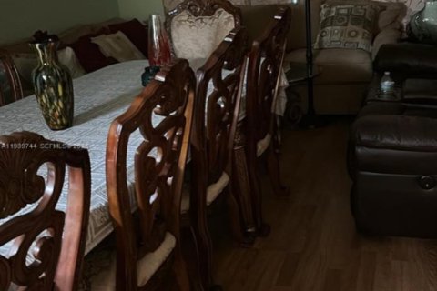 Copropriété à vendre à Coral Springs, Floride: 1 chambre, 64.1 m2 № 1997050 - photo 8