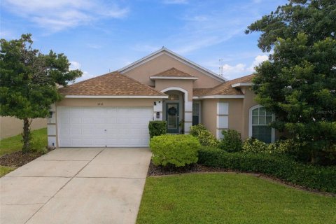 House in Tampa, Florida 3 bedrooms, 159.7 sq.m. № 2408576