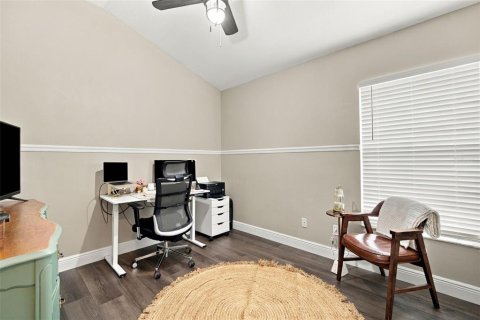 House in Tampa, Florida 3 bedrooms, 159.7 sq.m. № 2408576 - photo 19