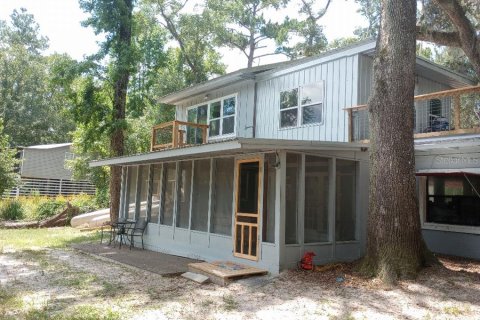 House in White Springs, Florida 2 bedrooms, 112.6 sq.m. № 2215946 - photo 5