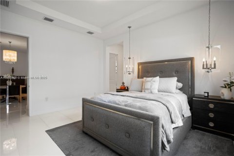 House in Miramar, Florida 3 bedrooms, 190.17 sq.m. № 1977847 - photo 26