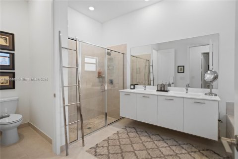 House in Miramar, Florida 3 bedrooms, 190.17 sq.m. № 1977847 - photo 28