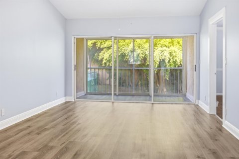 Condo in Boca Raton, Florida, 3 bedrooms  № 2188978 - photo 7