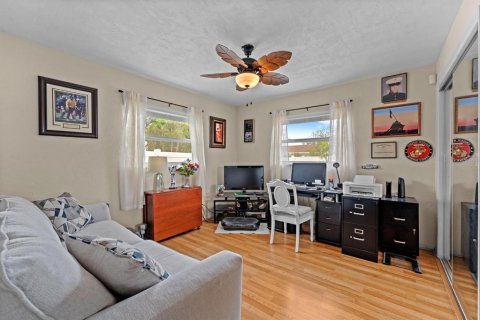Casa en venta en Seminole, Florida, 3 dormitorios, 167.6 m2 № 1828348 - foto 5