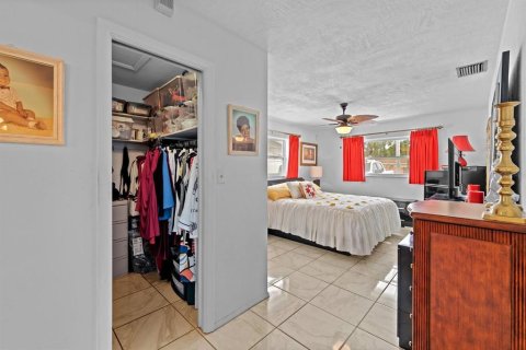 Casa en venta en Seminole, Florida, 3 dormitorios, 167.6 m2 № 1828348 - foto 13