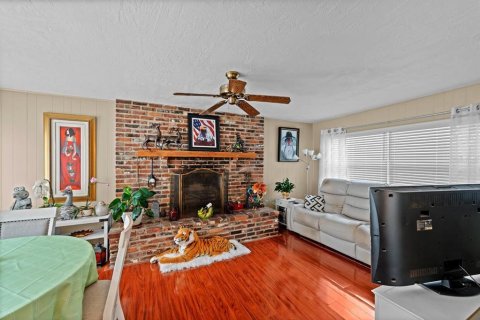 Casa en venta en Seminole, Florida, 3 dormitorios, 167.6 m2 № 1828348 - foto 20