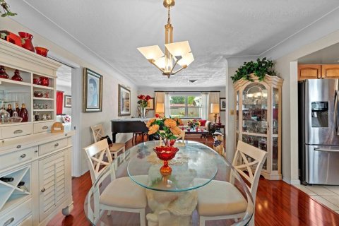 Casa en venta en Seminole, Florida, 3 dormitorios, 167.6 m2 № 1828348 - foto 12
