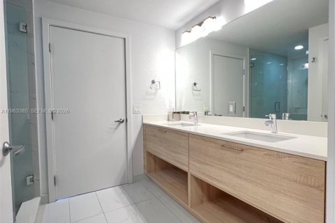 Купить кондоминиум в Норт-Майами-Бич, Флорида 3 спальни, 144.65м2, № 2025289 - фото 25